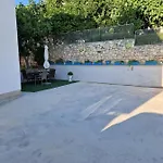 Radja Traù