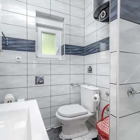 Apartment Radja *
